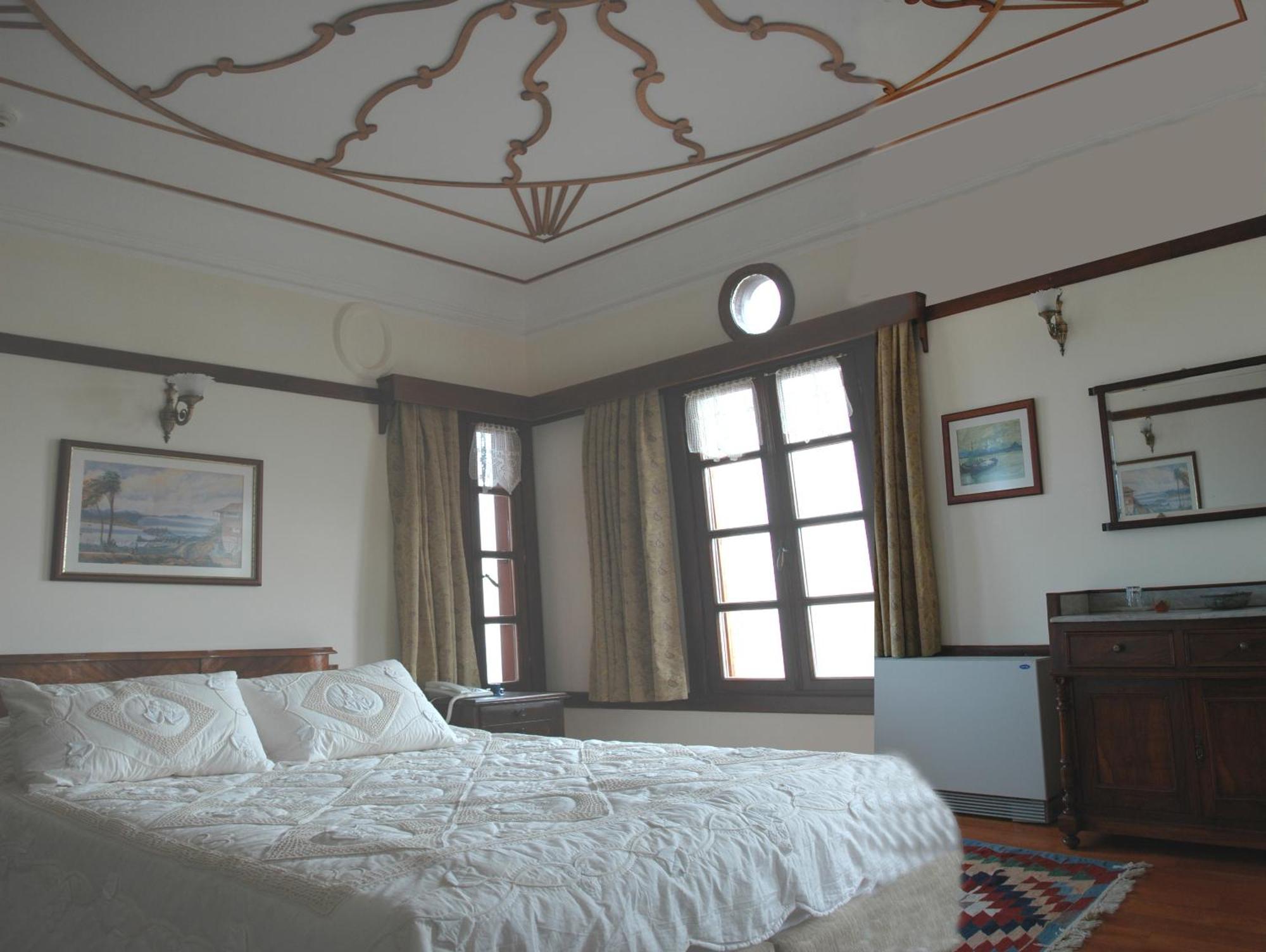 Hotel Altin Cesmeli 3*